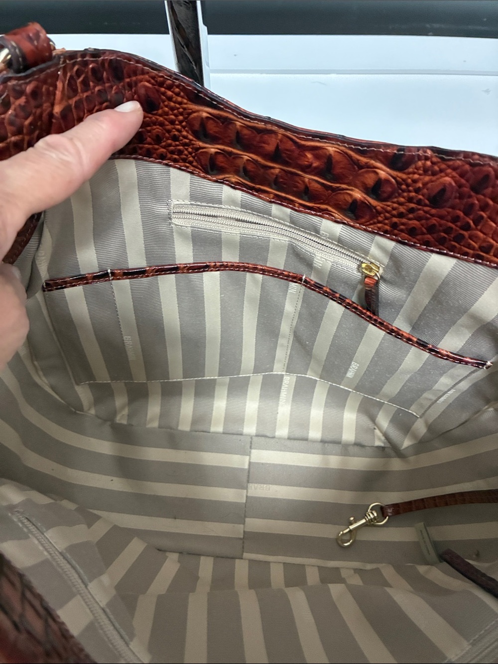 Brahmin NWT Croc-Embossed Hobo Shoulder Bag - Picture 9 of 9